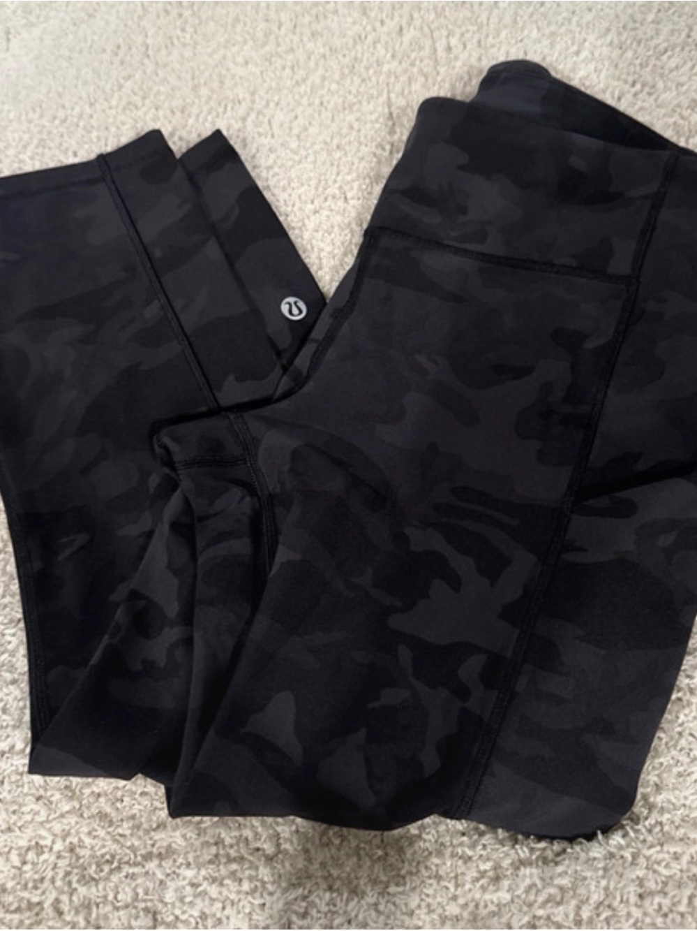 lululemon athletica Black Camouflage Leggings capris